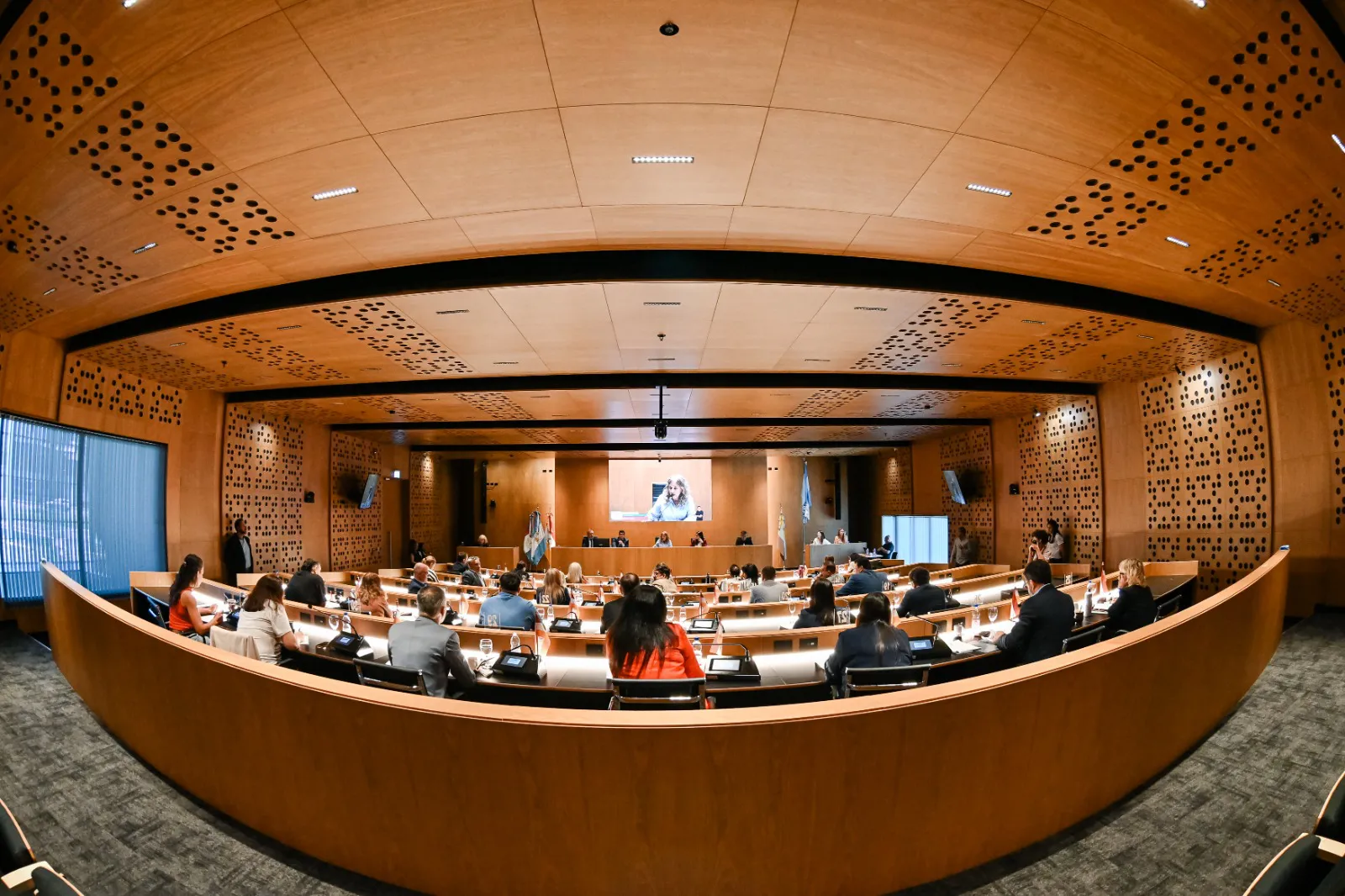 multimedia.grande.9cd9746e6ddc323e.Z3JhbmRlLndlYnA%3D