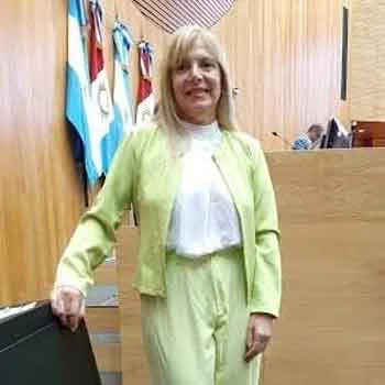 gloria-peryra