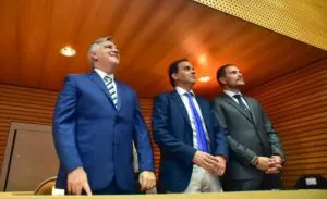 llaryora-legislatura-300x183