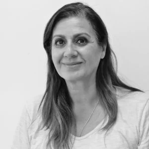 Gabriela Yalangozian