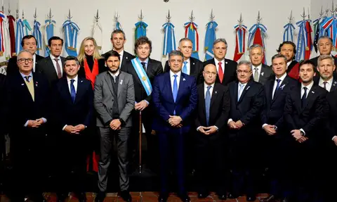 Milei-convoco-a-gobernadores-a-una-mesa-de-dialogo