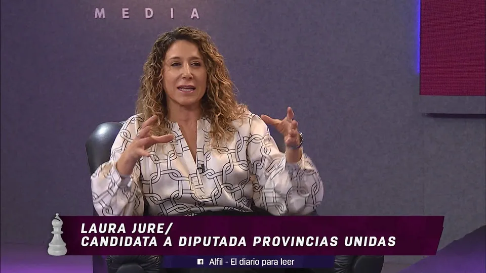 ALFILTV 11-09 B02 laura jure