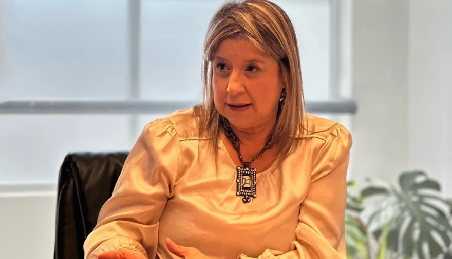 20251122202517_nos-reunimos-con-alejandra-monteoliva-para-seguir-trabajando-en-conjunto-en-el-fortalecimiento-d