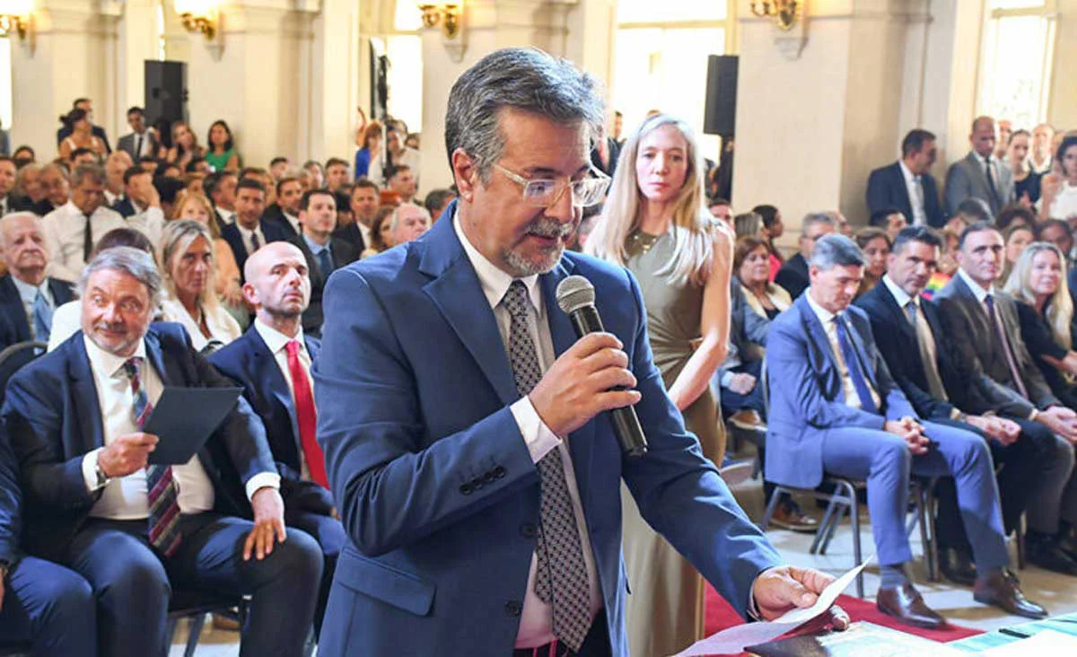 nestor-gomez