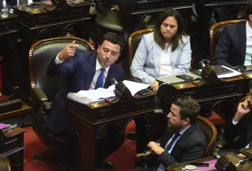 multimedia.normal.b905b92500129356.31312d30332d323032325f6c615f736573696f6e5f657370656369616c5f656e5f6e6f726d616c2e77656270