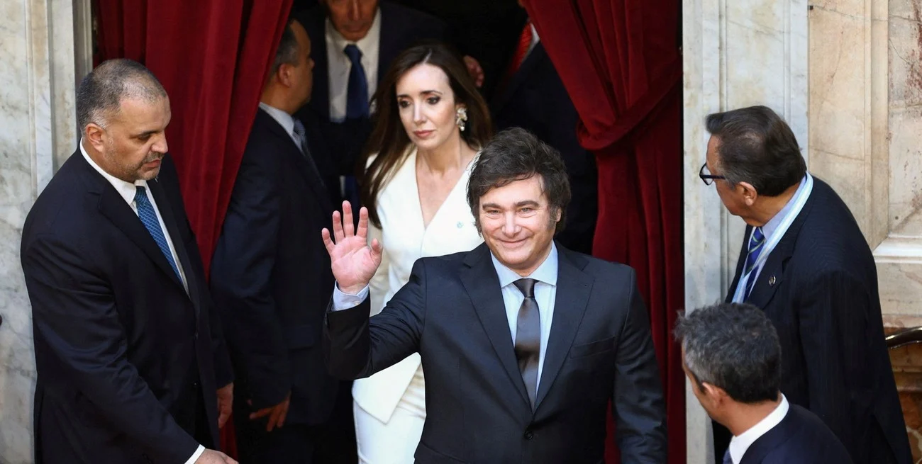 h1CPMb5IO_1300x655__1