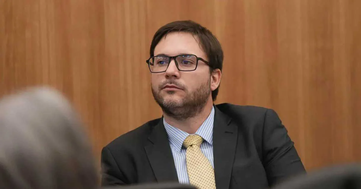 Oscar-Agost-Carreño-2