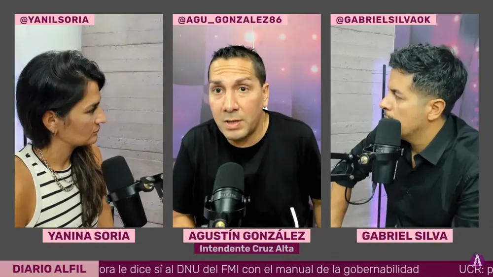 mesa chica agustin gonzalez