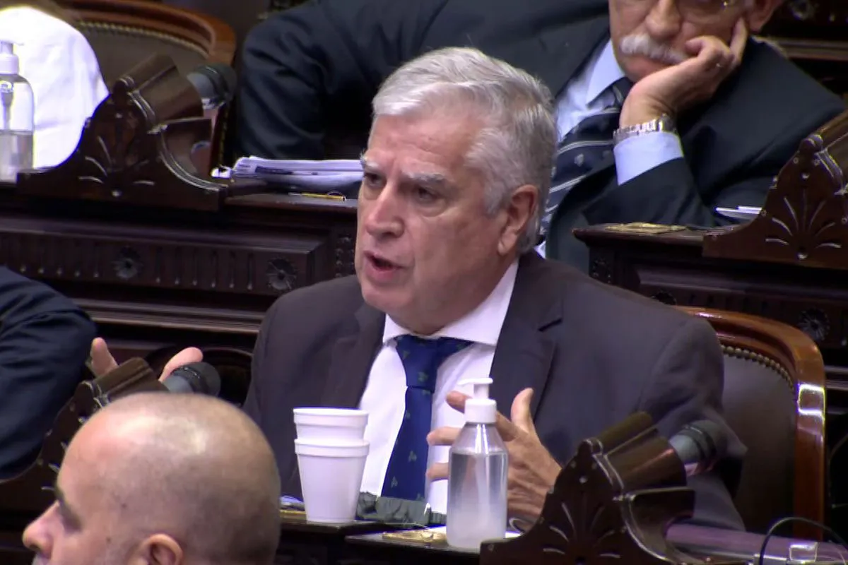 carlos-gutierrez (1)