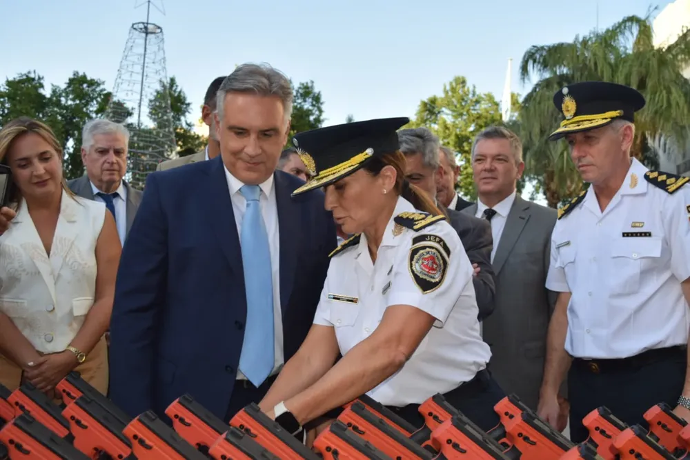 llaryora zarate belleti