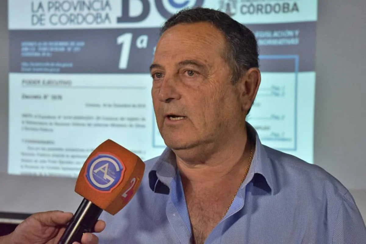 LUIS-AZAR-enroque