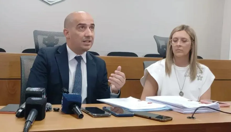 WhatsApp Image 2025-12-17 at 19.40.02