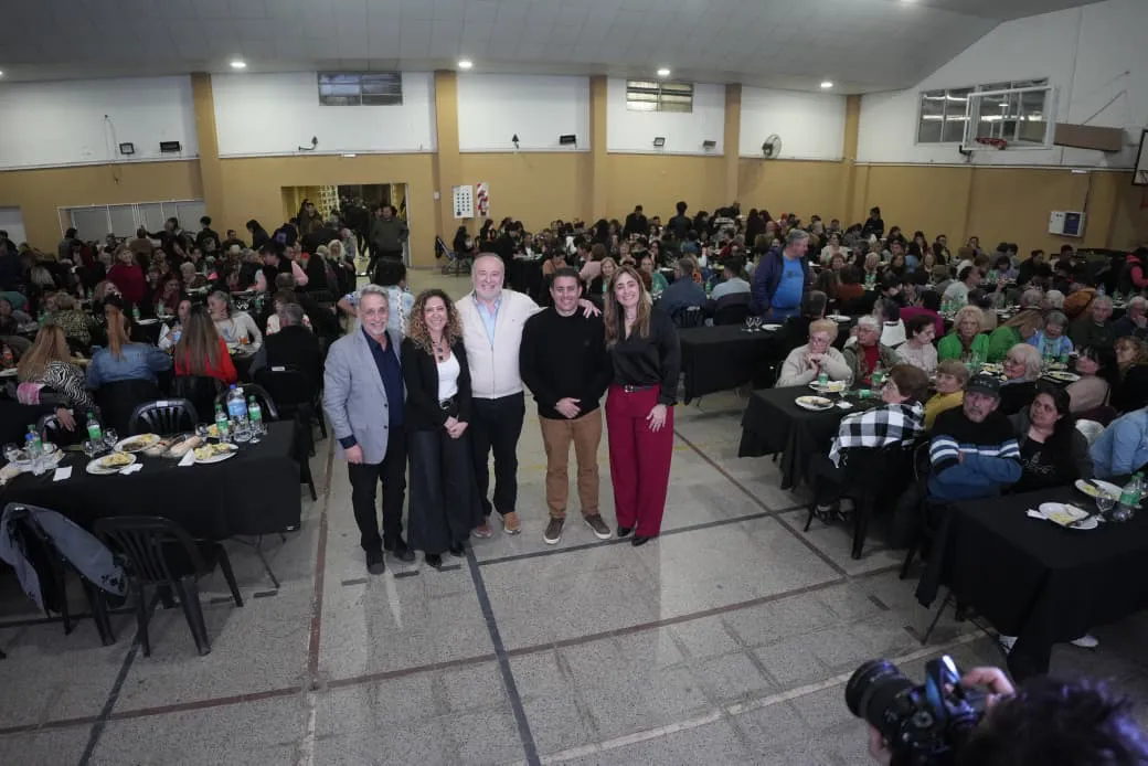 laura jure +navarro club