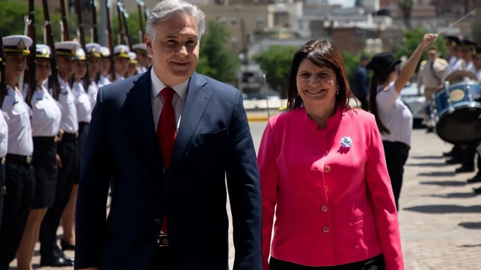 bullrich-llaryora-24-10-1898045