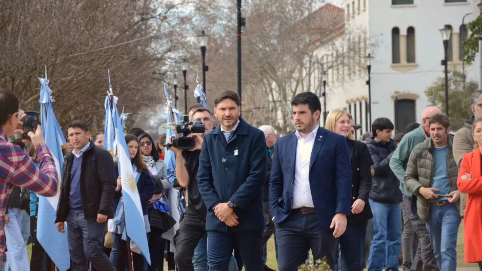 693aef9bbc36c_940_529!