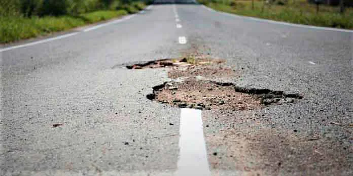 Ruta-en-mal-estado