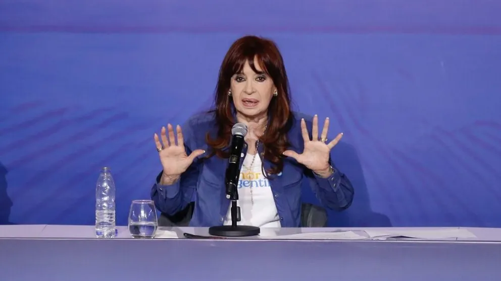 683360e6ed8be_992_558!