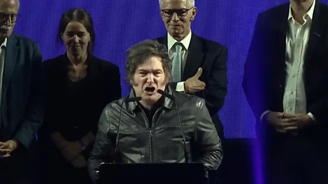 javier-milei-acto-recoleta-adornijpg