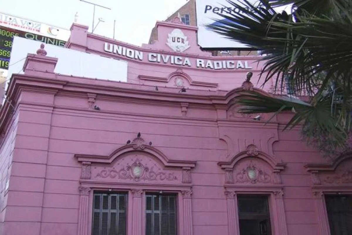 casa-radical---enroque-corto