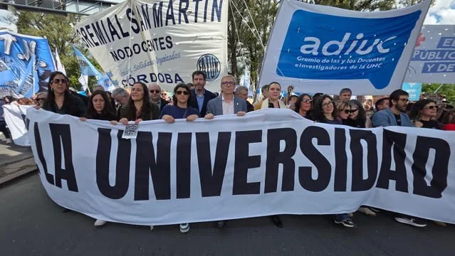 unc marcha 15 10 26