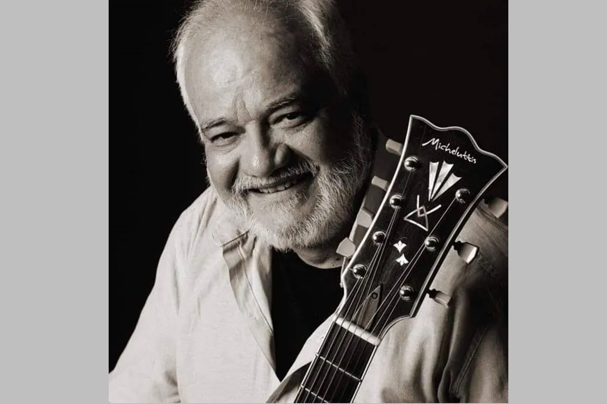 Foto-1---El-guitarrista-Daniel-Corzo