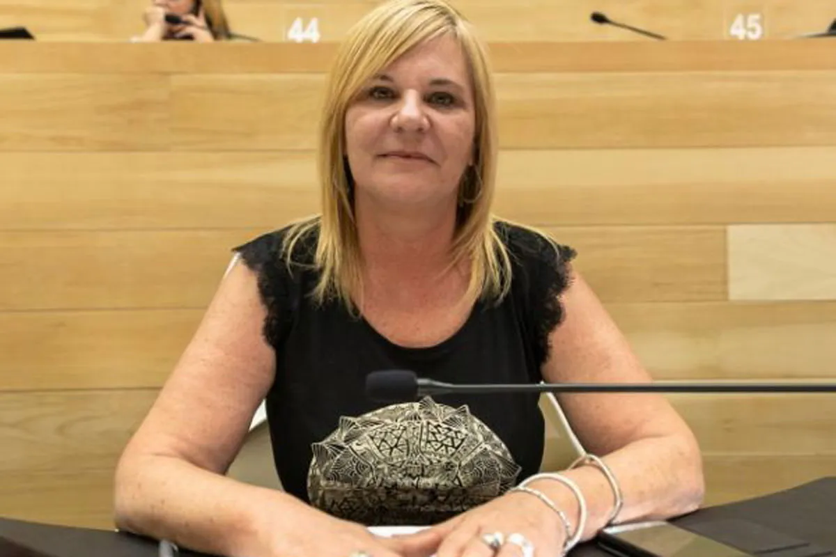 multimedia.normal.86be9ceba9581058.ZWxpc2EtY2FmYXJhdHRpX25vcm1hbC53ZWJw