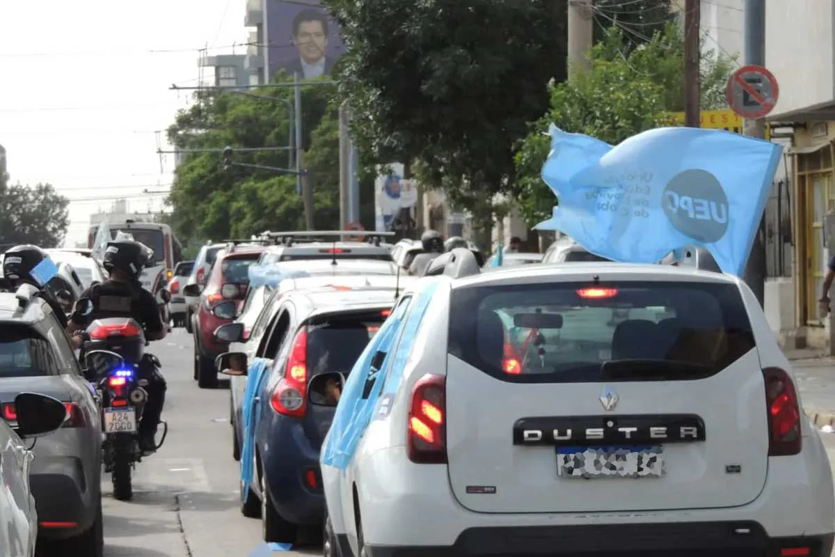 enroque-caravna-gremios